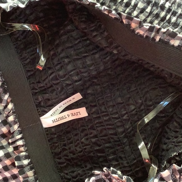 NWT DRESS - Picture 4 of 4